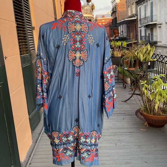 Johnny Was kimono - Picture 3 of 9